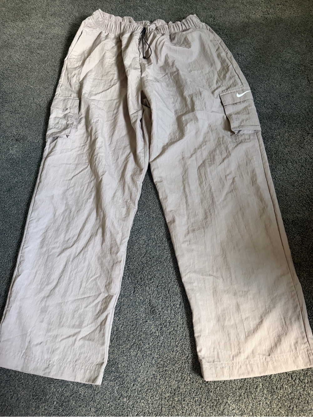 Nike Men’s Cargo Pants — Light Tan